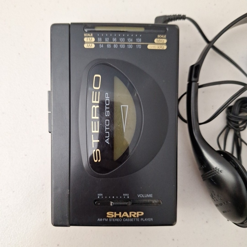 Vintage Sharp JC-150 (GY) Portable AM/FM Stereo Cassette Player WORKS SEE DESCR. - Picture 4 of 14